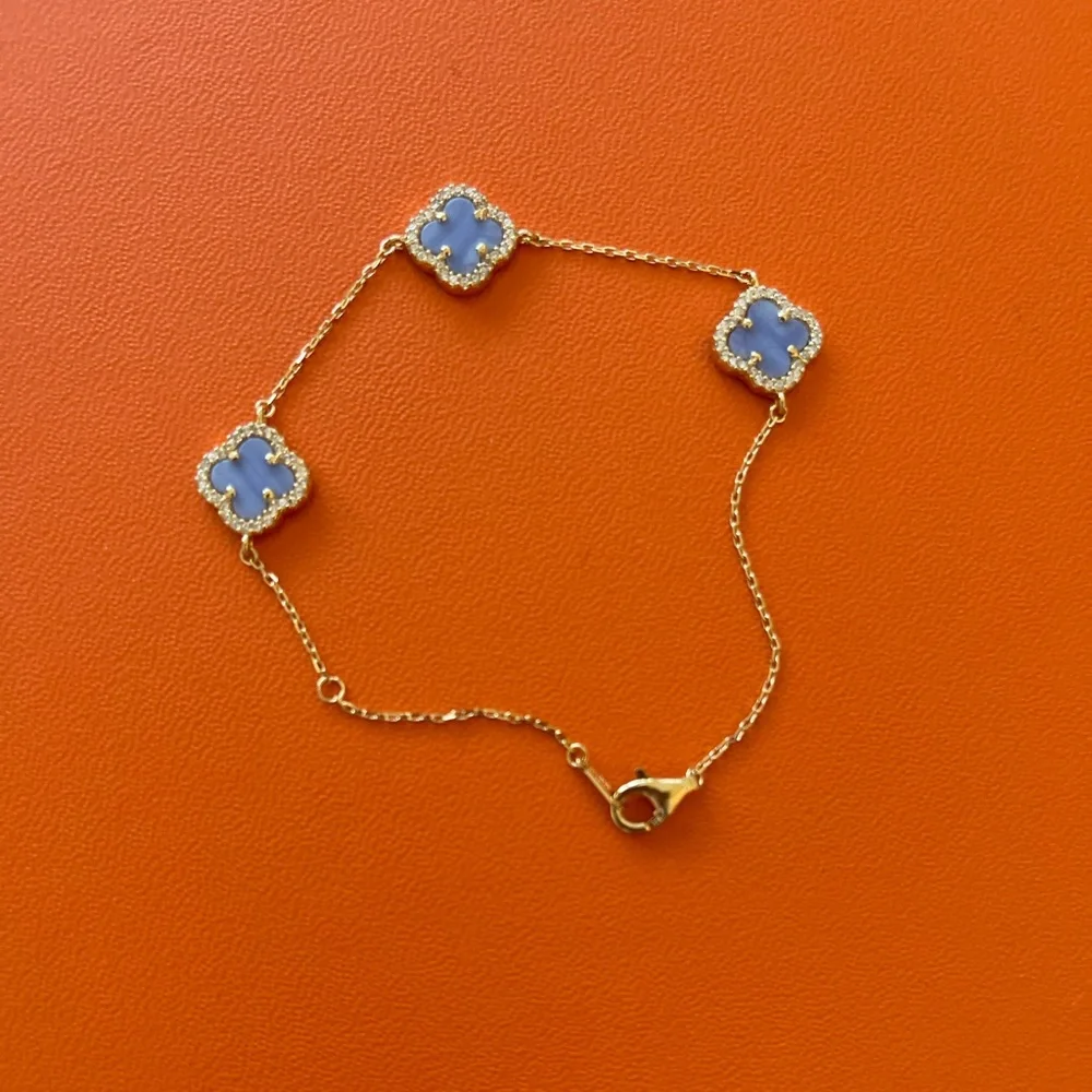 New CLOVER Bracelet 18K Gold Plated Sterling Silver - Picture 3 of 8